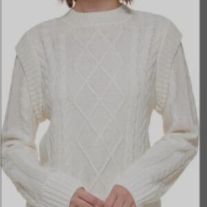 Calvin Klein womens cozy Cream Cable Knit Sweater size P-Large